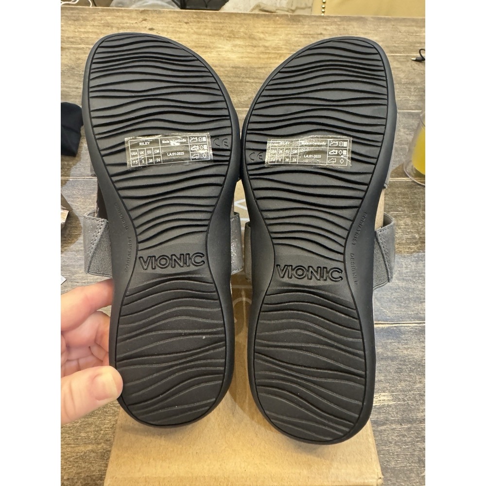 Vionic Women's Riley Slide Sandals Size 7.5 Pewter - Picture 6 of 9